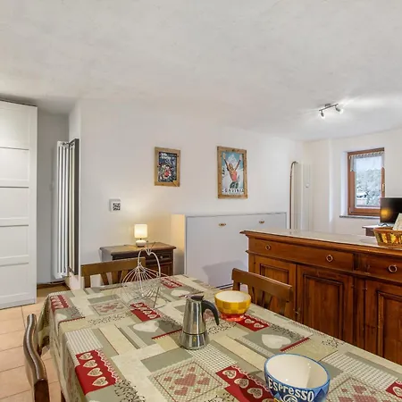 Апартаменты Valtournenche, Monolocale In Centro *