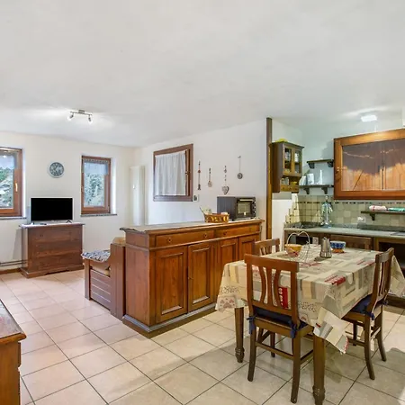 Apartment Valtournenche, Monolocale In Centro Valtournenche