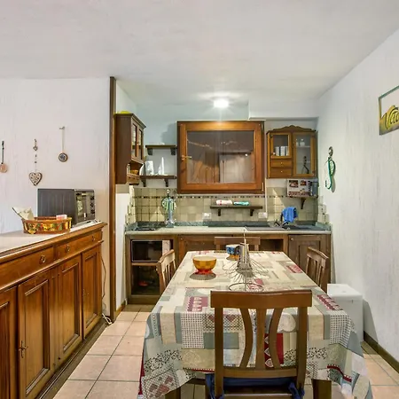 Apartment Valtournenche, Monolocale In Centro *